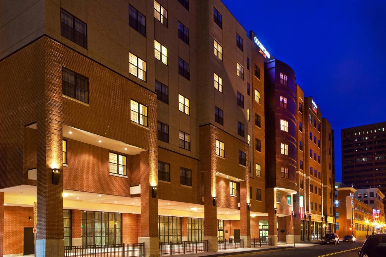 Hotel Courtyard By Marriott Syracuse Downtown At Armory Square Extérieur photo