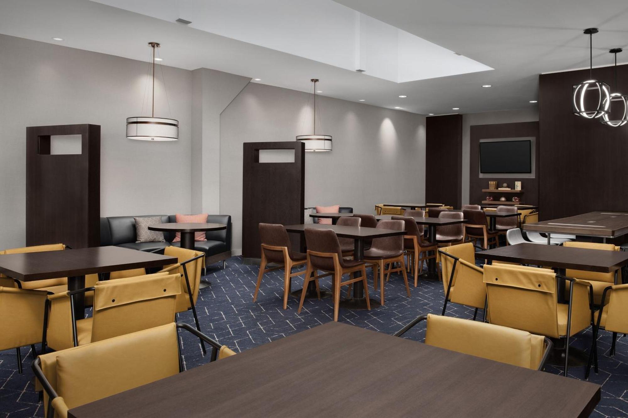 Hotel Courtyard By Marriott Syracuse Downtown At Armory Square Extérieur photo