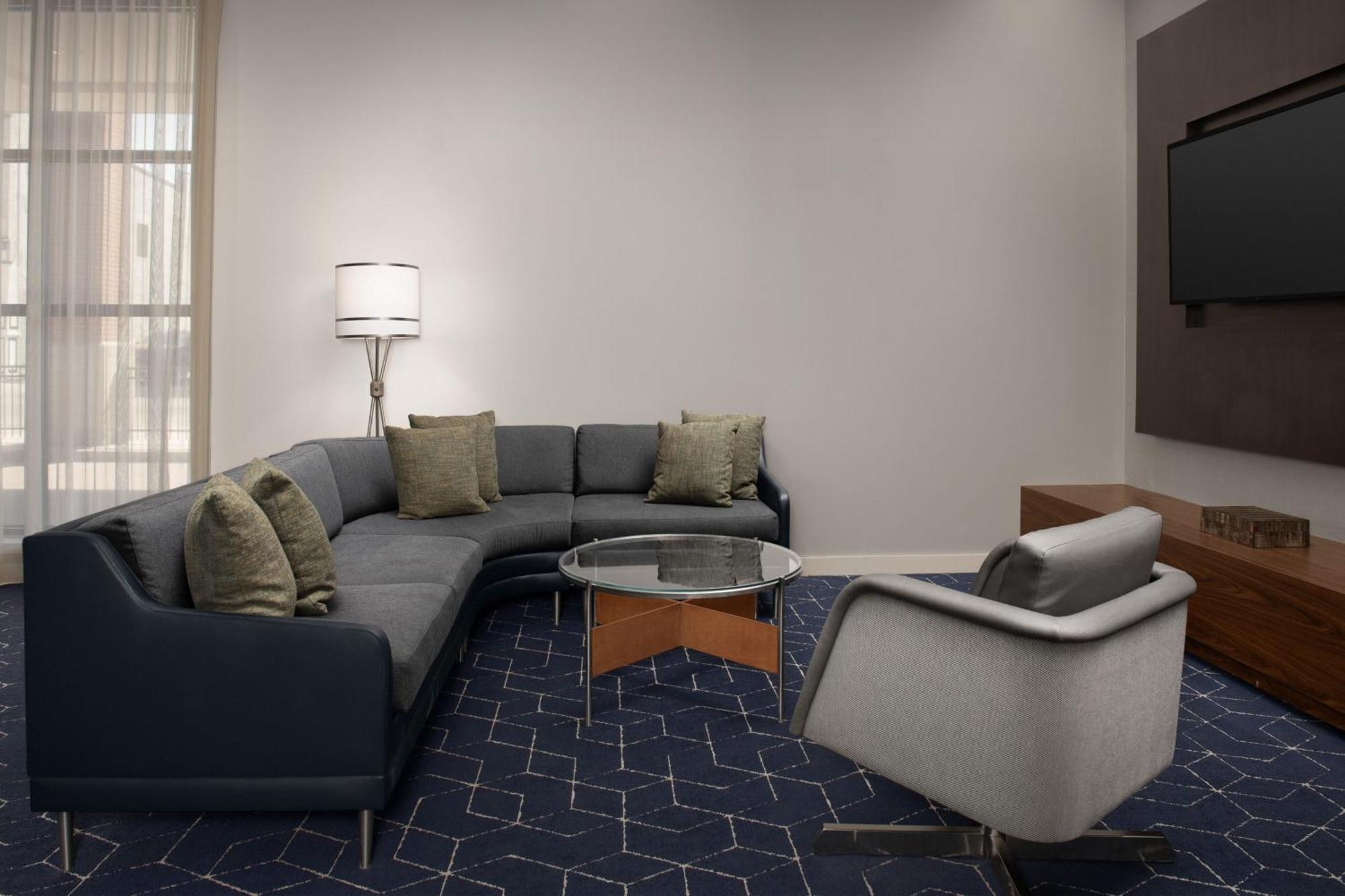 Hotel Courtyard By Marriott Syracuse Downtown At Armory Square Extérieur photo