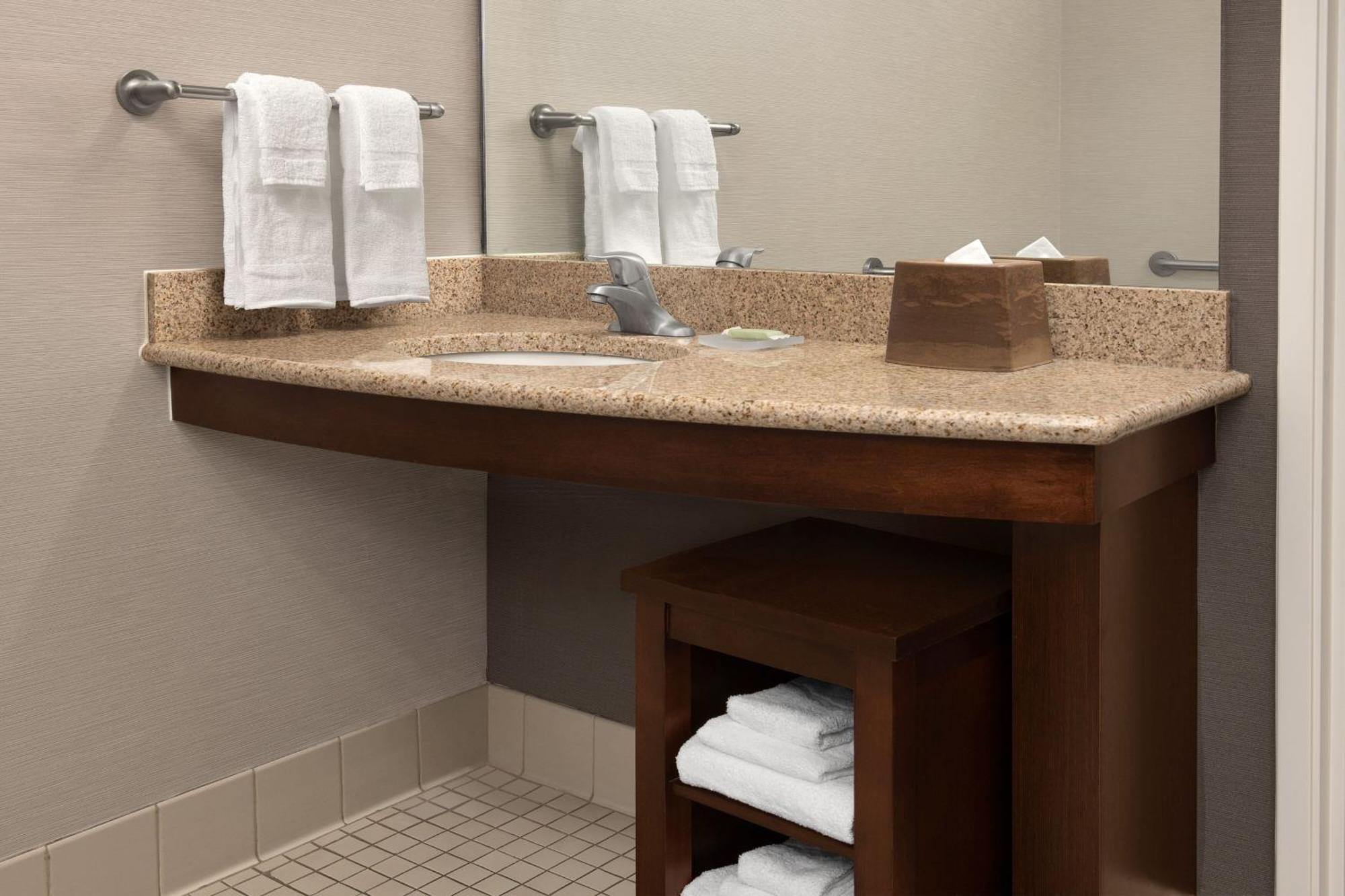 Hotel Courtyard By Marriott Syracuse Downtown At Armory Square Extérieur photo