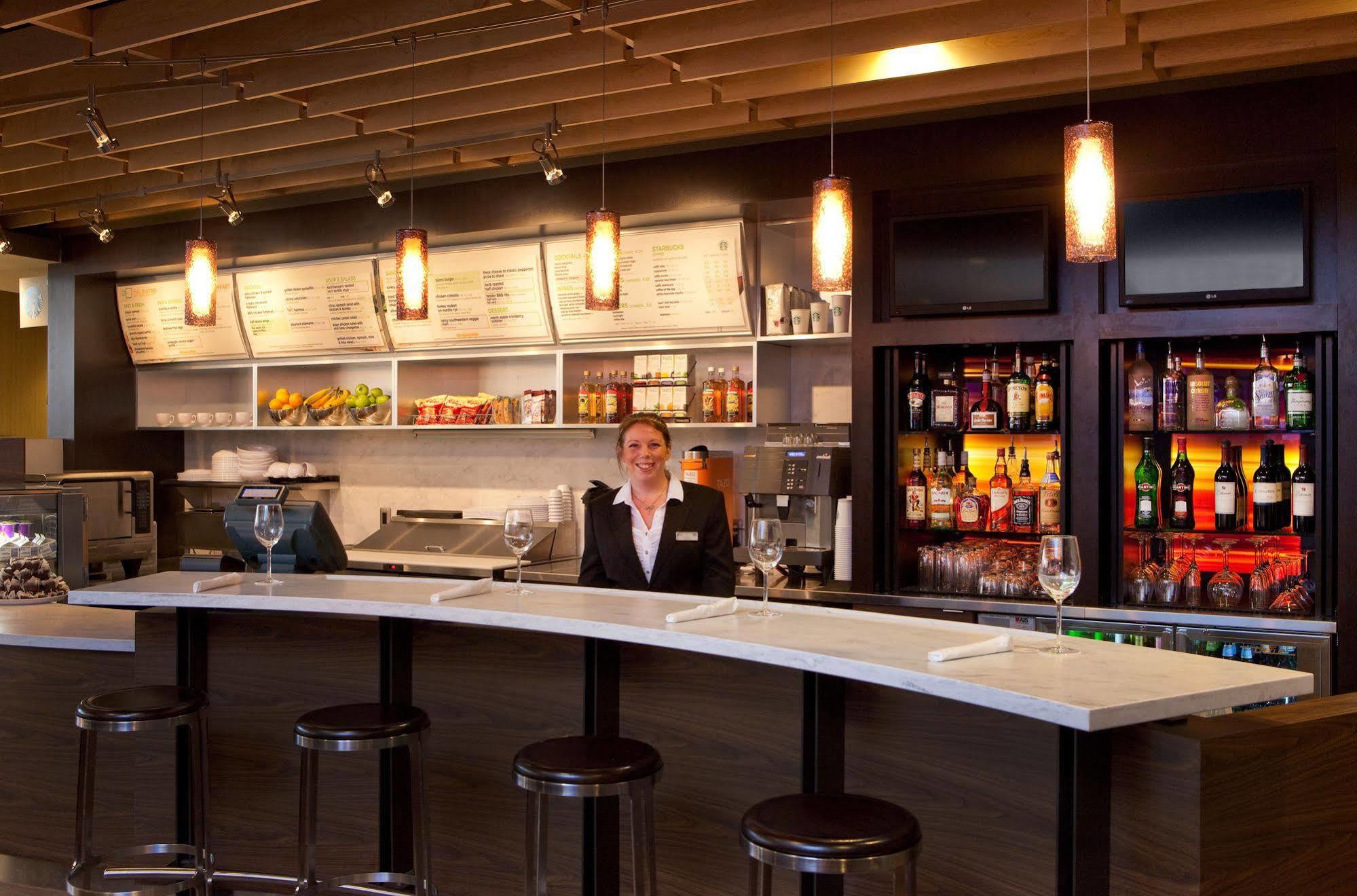 Hotel Courtyard By Marriott Syracuse Downtown At Armory Square Extérieur photo